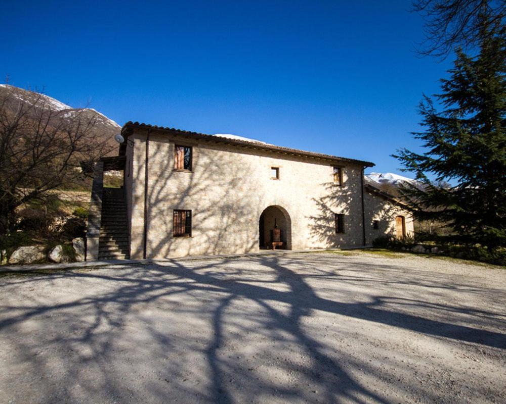 Agriturismo Il Casale Degli Amici Norcia Exterior foto